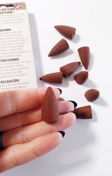 Blackflow Cones DRAGON BLOOD - Rückflussräucherkegel